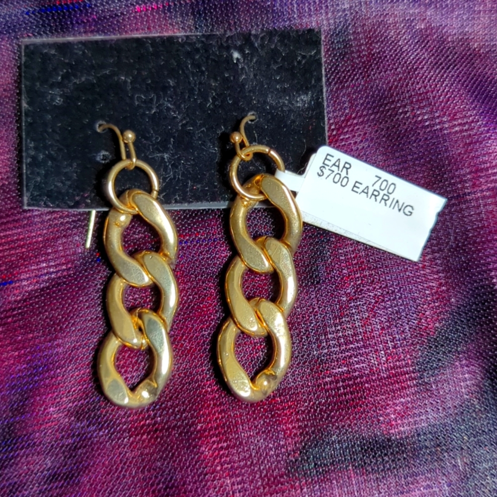 Gold plated ear ring